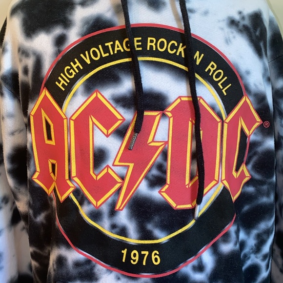 AC/DC Black and White Tie Dye Women’s Hoodie Size XS - Picture 3 of 8